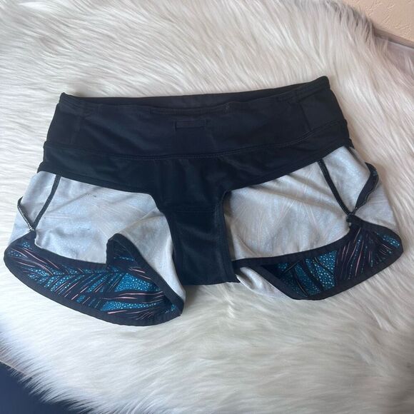 Lululemon Speed Up LowRise Lined Short 2.5”- Size 4- Palm Lace Tofino Teal/Black - Picture 6 of 11